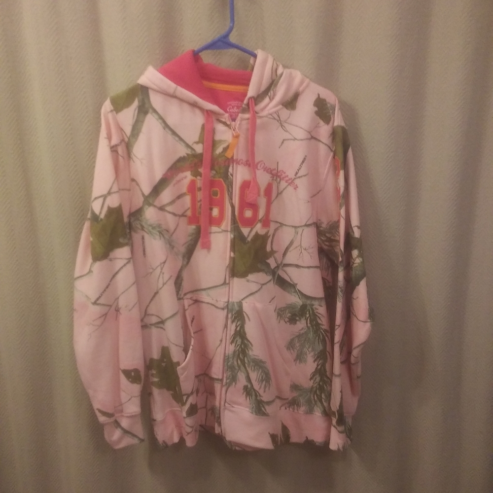 Cabelas hoodie